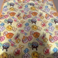 キッズ　ベビー　毛布　膝掛け　お昼寝　アンパンマン　ミッフィー の画像