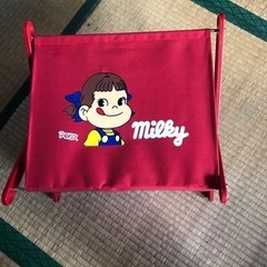 【最終値下げ】ペコちゃんのマガジンラック