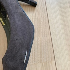 パンプス　ブラウン色の画像