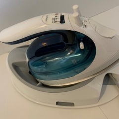 東芝 コードレススチームアイロン 美ラクルラクー(La・coo)...