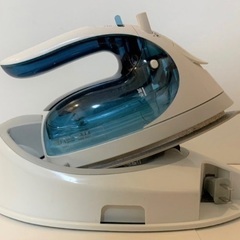 東芝 コードレススチームアイロン 美ラクルラクー(La・coo)　TA-FV410の画像