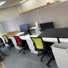 オフィスデスク、チェアーセット(再受付中)の画像