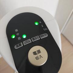 アイリス タワーファン スリム扇風機の画像