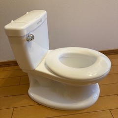 日本育児のトイレ型おまるの画像