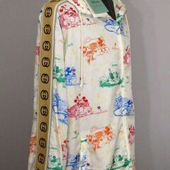 GucciとWalt Disneyコラボジャケットの画像