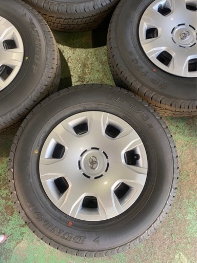 ハイエース新車外し純正タイヤホイール4本セット『商談中』