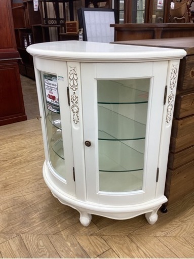 KC-1【新入荷　アウトレット】Y-KAGU マノンロココ/ホワイト　ハーフムーンショーケース　白