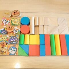 アンパンマン筒入りつみ木　積み木　知育玩具　おもちゃ