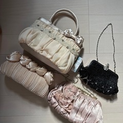 パーティーやお呼ばれに最適なバッグ(美品)値下げ！
