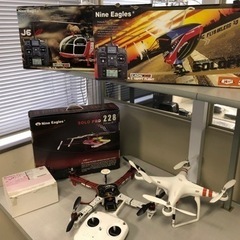 ラジコン　ヘリ　ドローン