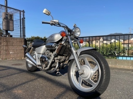 Vツインマグナ250