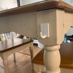 【急募】2人用ダイニングテーブル　　椅子付きの画像