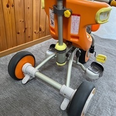 お取引き中です！♪「アイデスコンポ」　コンパクトに折りたためる三輪車