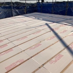 清掃、ゴミの片付け、荷下ろし等の画像