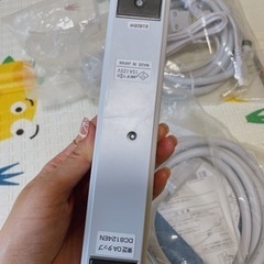 東芝ライテック 125V15Aハーネス用OAタップ抜け止め 4個3M の画像