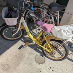 (お話し中)子ども用自転車16inch補助輪あり。