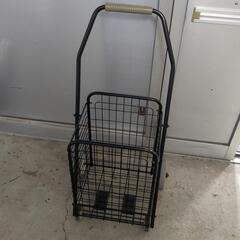 かごカートです。おじいちゃんおばあちゃんにプレゼント！