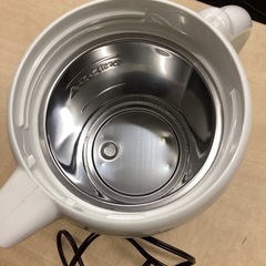 万代店　電気ポット　保温もできる　1リットル　象印　の画像