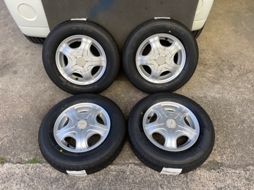 軽トラ、軽バン12インチ新品サマータイヤに中古アルミ4本セット！22年製ブリヂストン145/80R12LT 80/78N
