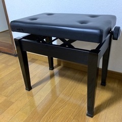 ピアノ椅子