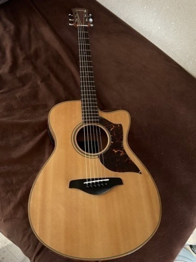 折り畳みスタンド付き YAMAHA エレアコ AC1FM LTD 100本限定品