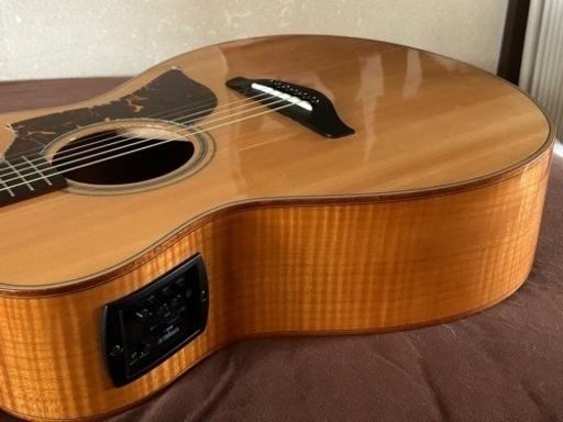 折り畳みスタンド付き YAMAHA エレアコ AC1FM LTD 100本限定品
