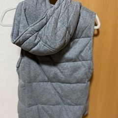 新品未使用ライトオン/ベストの画像