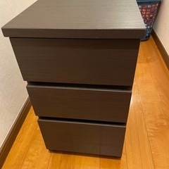 ニトリ ベッド サイドテーブル コンセント付き