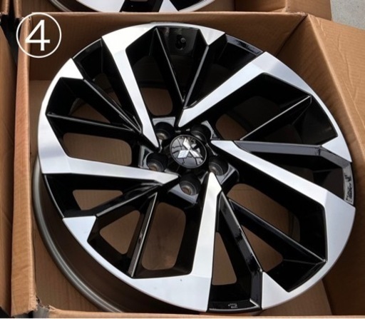 【新車外し】新型アウトランダーPHEV 純正20インチホイール