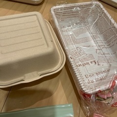 今日決まらなきゃ処分　お弁当グッズ　おかずカップ　おかず入れ　マフィンカップ　マドレーヌカップの画像