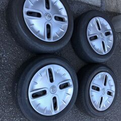 日産 キューブ(Z12) 夏タイヤ(175/65R15) ＆ 純...