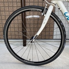 ★クロスバイク_GIANT_Liv_ESCAPE R3W_白色_サイズXXS（適正身長140cm～160cm程度）の画像