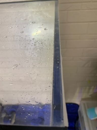 アクリル水槽