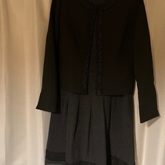 レディースフォーマルスーツ　
