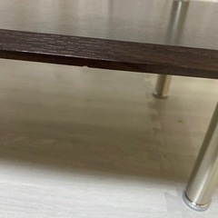 ガラスローテーブルの画像