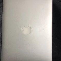 「MacBook Air 13インチ Mid 2011 MC966J/A」軽量薄型モバイルノートPC / Core i5 / メモリーは４GB / Webカメラ / Bluetooth / 無線LAN / 中古品の画像