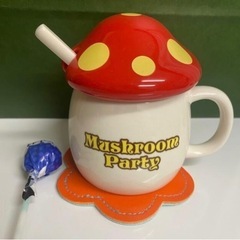 新品　きのこ柄のマグカップ