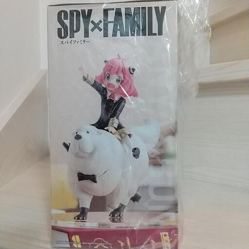 【新品未開封】スパイファミリー✨アーニャ＆ボンド プレミアムフィギュア✨美品　SPY×FAMILY
