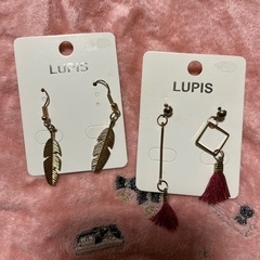 新品未使用♥︎ピアス2個セット訳あり