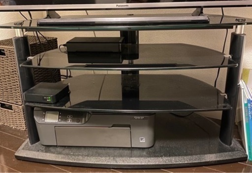 ガラス　テレビ台