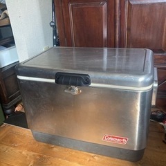 coleman スチールベルトクーラー 54QT