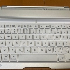 iPad mini 第2世代 & Belkin FSL155 Bluetoothキーボードの画像