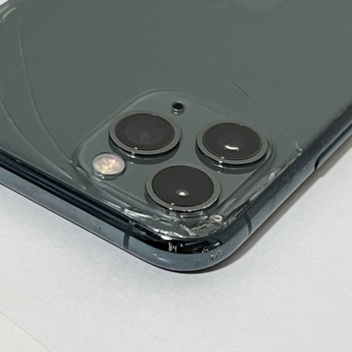 【取引完了】iPhone 11 Pro 本体 256GBミッドナイトグリーン SIM解除