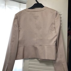 【値下げ】23区　ノーカラージャケット　ピンクベージュ　サイズ40　Lの画像