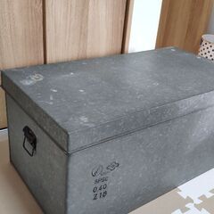 愛知県の衣装ケース ブリキ 家具の中古が安い！激安で譲ります