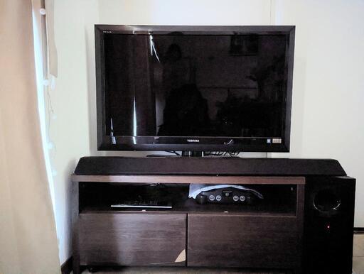 TOSHIBA REGZA 37インチ テレビ (Google Chromecast付き)