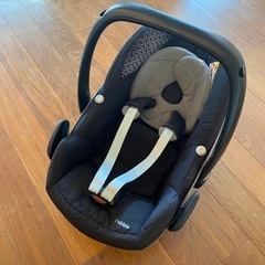 お値下げ　チャイルドシート　マキシコシ　ペブル　ブラック