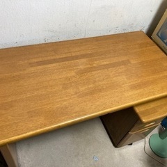 組み立て式 学習机(取りに来てくださると助かります)
