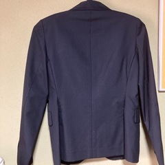 レディーススーツ　9号　上下セットの画像
