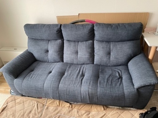 ３人掛けソファ